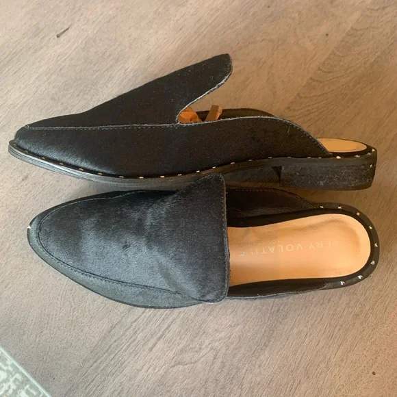 NWOT Black Calf Hair mules with silver stud detail. Sz 7.5 - Picture 4 of 15